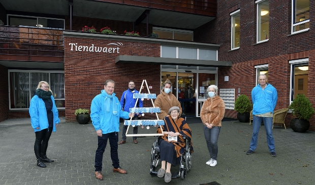 <p>Kerstboom CU voor Tiendwaert</p>