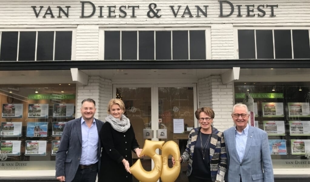 50 jaar Van Diest & Van Diest: (vlnr) Henk & Marjolein van Diest en Willy & Harry van Diest (foto: Marco Jansen)