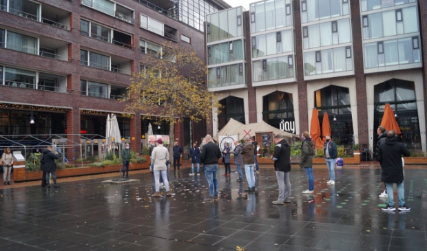 <p>Horecaondernemers uit Amstelveen vroegen eind 2020 met een actie op het Stadsplein al om aandacht voor hun situatie</p>