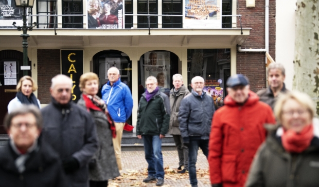 <p>Een deel van de vrijwilligers van Filmhuis Calypso</p>