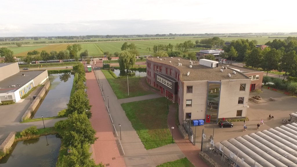 Schoolgebouw Calvijn, binnenkort voorzien van zonnepanelen.