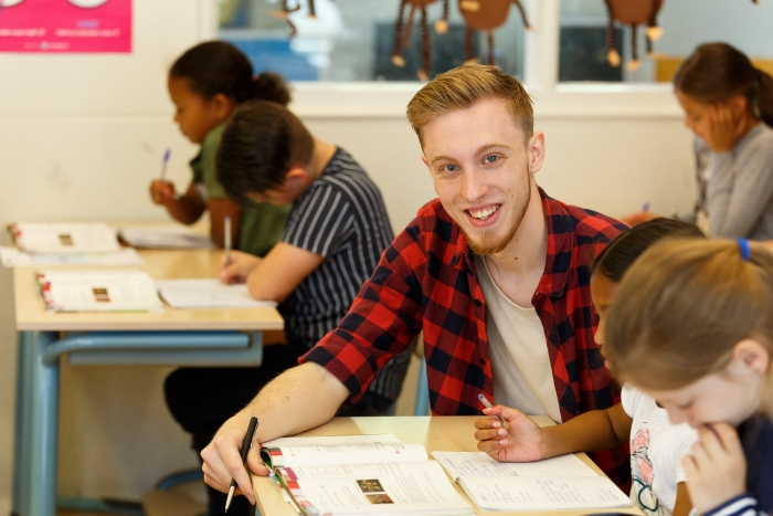 LEERKRACHT Live CHE - studiekiezers maken kennis met basisonderwijs