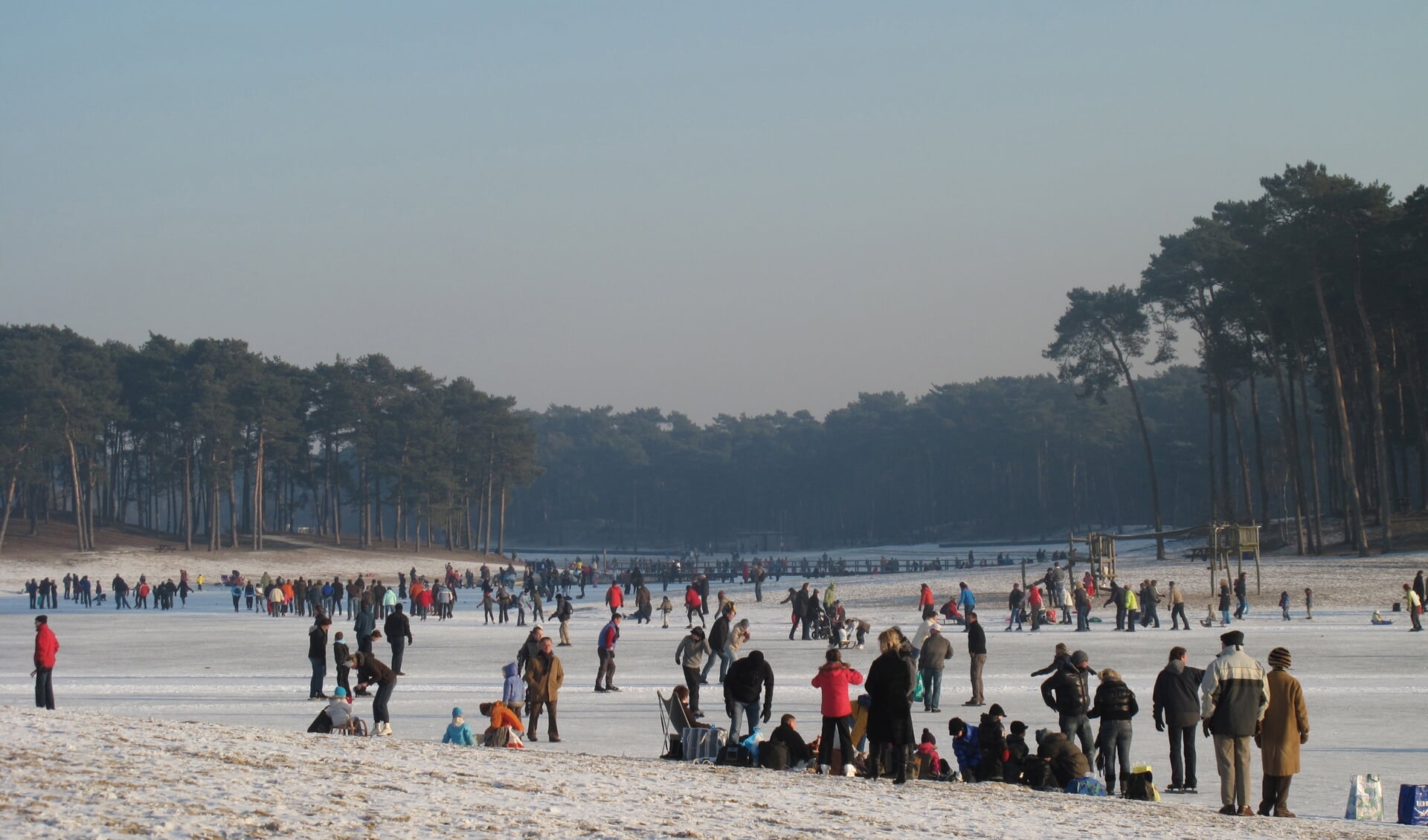 Schaatsen op het Henschotermeer.