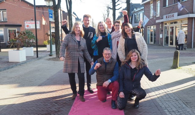 De deelnemers van de Doornse outlet nodigen iedereen van harte uit te komen neuzen in de finale opruiming.