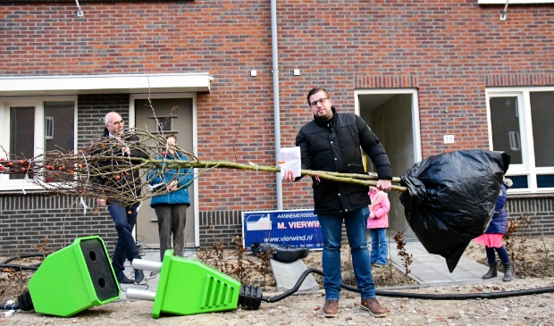 <p>In de wijk Rimpeler worden dit jaar volgens plan 350 nieuwe bomen aangeplant.</p>