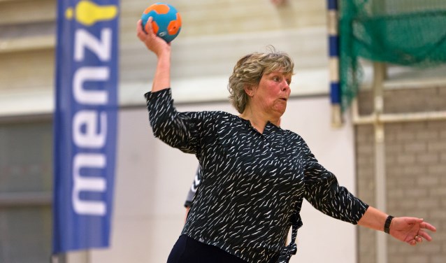 Walking Handball