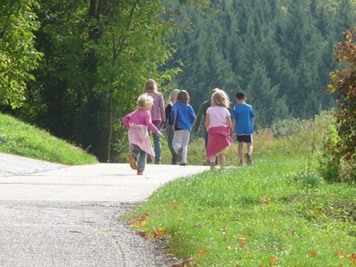 wandelende kinderen