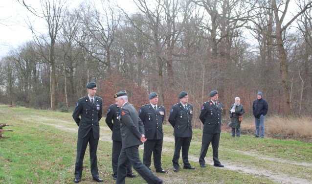 Ook militairen woonden de ceremonie bij.
