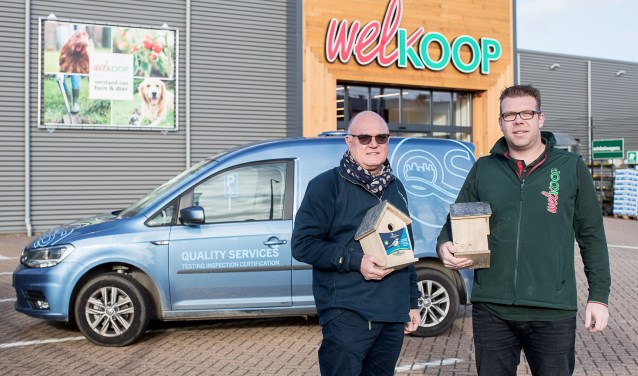 Sander de Bock (r) en Cor van Ommeren van de Welkoop. ,,We hebben nog even om allemaal een nestkastje op te hangen."