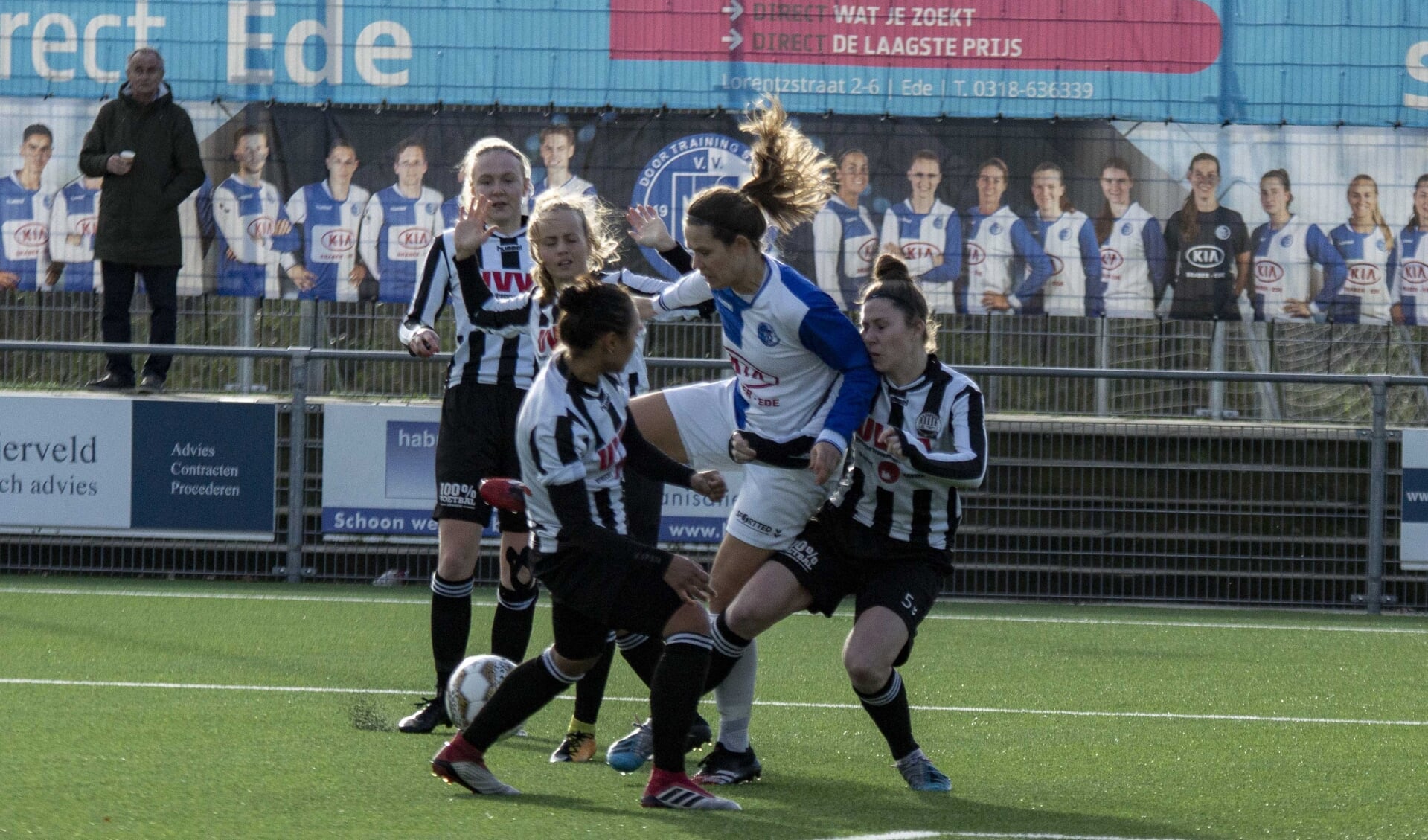 Daphne van Kruistum werd zwaar op de huid gezeten door de verdedigsters van Eldenia.