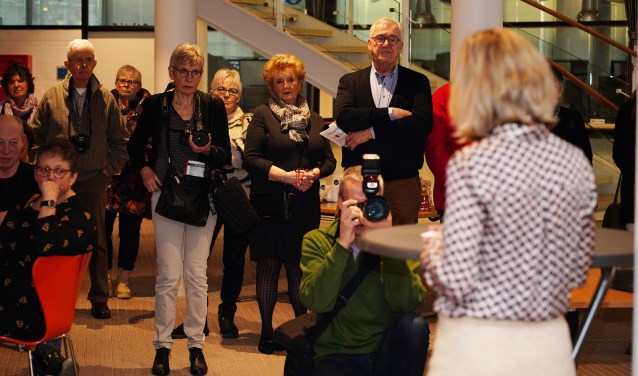Genoeg camera's om de opening vast te leggen.