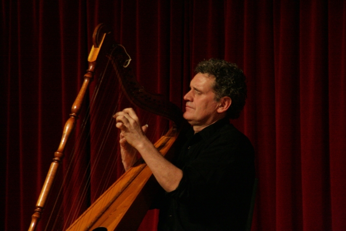 Harpist Didier Kugel