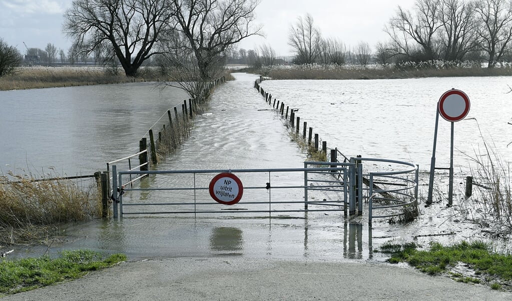 Hoogwater, Storm