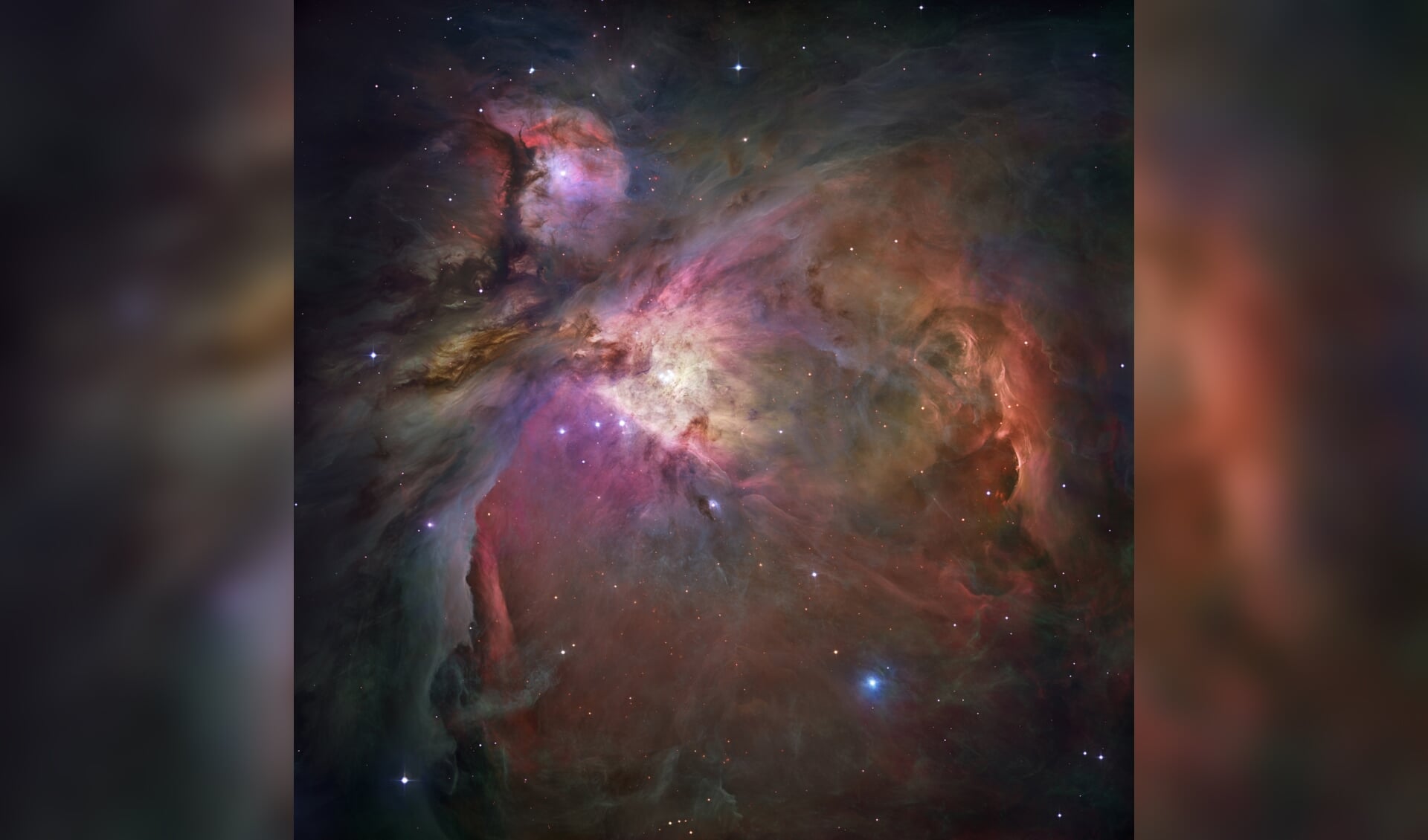De rode kleuren van gasnevels zoals in de Orionnevel (hier te zien) vertellen ons dat daar sterren worden geboren! Hoe? Dat leer je in de cursus.