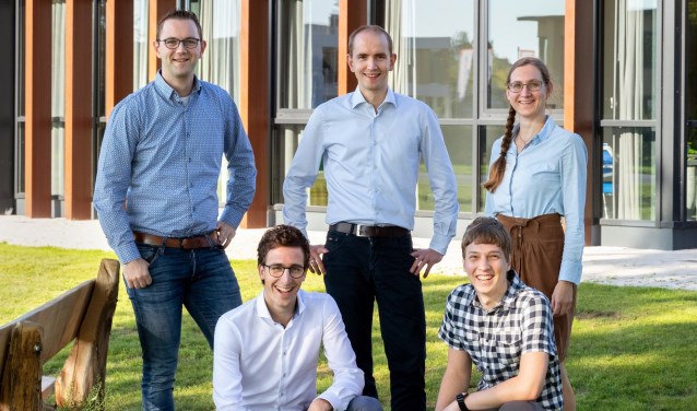 Het team van Boone IT, met in het midden eigenaar Gerrit Boone.