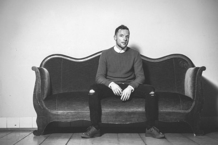 Singer-songwriter William Wixley