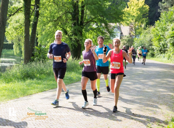 Deelnemers tijdens de HUGO Boss Letterenloop