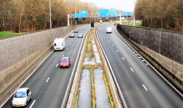 <p>Velsertunnel van bovenaf.</p>