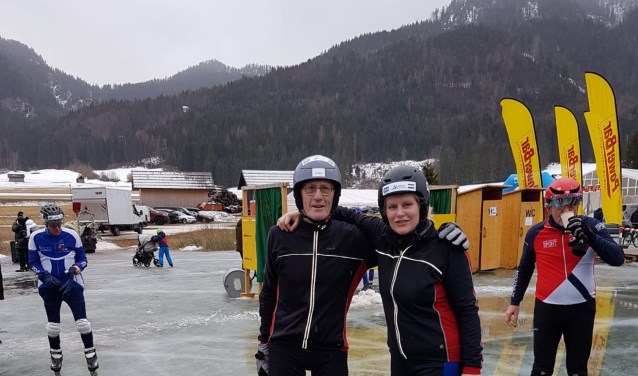 Rob Rozeboom en Natascha van Noort zijn gefinsht na hun toertocht op de Weissensee.