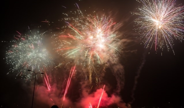 Amersfoort laat uitzoeken of een gemeentelijk verbod op vuurwerk haalbaar is.