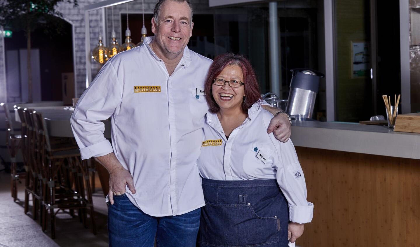 Agnes samen met chef-kok Ron Blaauw.