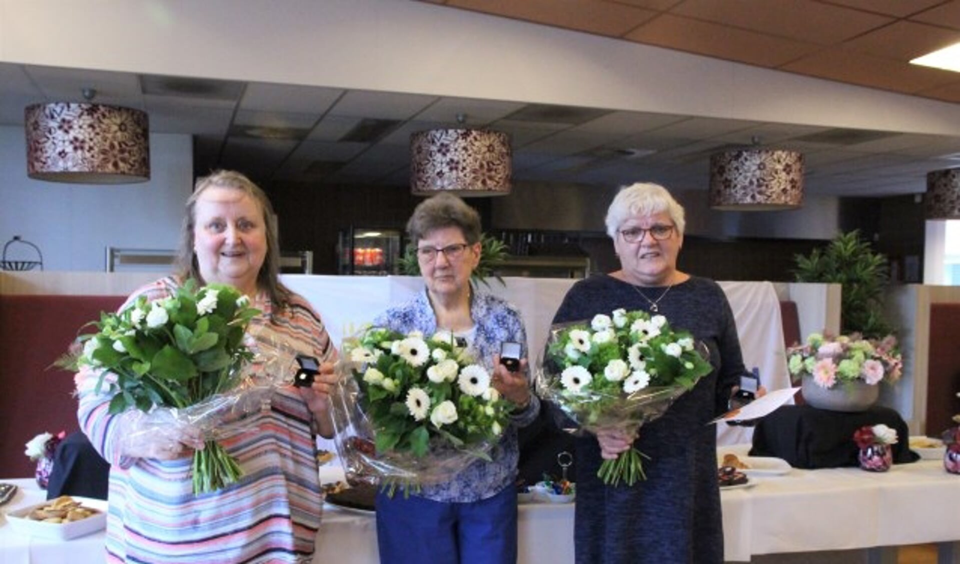 Jubilarissen de Zonnebloem in het zonnetje gezet!