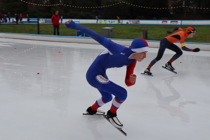 Ward onderweg naar zijn Nederlandse titel 100 m