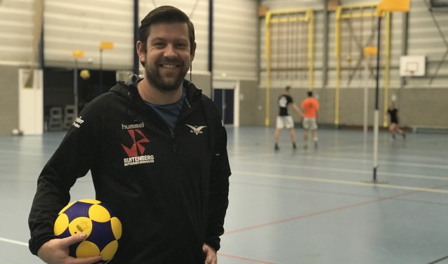 Ruud Willemsen is terug bij De Meeuwen, nu als trainer. Als speler haalde hij vanaf de E'tjes het eerste team.