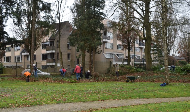De vrijwilligers verzetten veel werk.