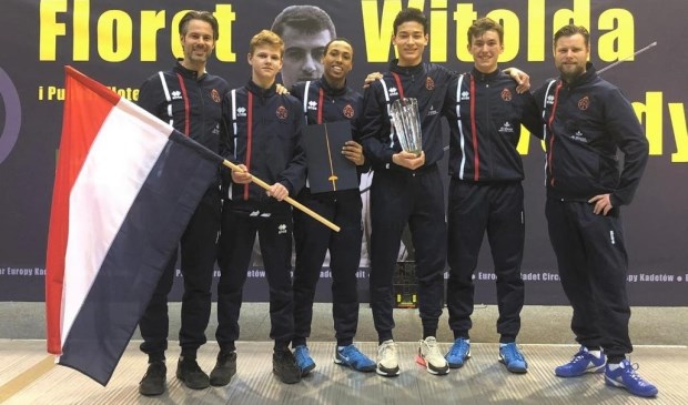 Coaches Matthijs Rohlfs en Pascal Kenter met team Nederland 1