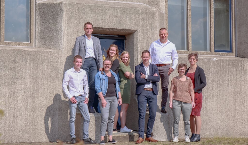 De bandleden van Message, van links naar rechts: Joran van de Glind, Arjen van de Glind, Hester Top, Madelie van Leijenhorst, Myrthe van de Glind, Frits Top, Gijsbert van Beusekom, Heidi van Maanen en Heidi van de Peut.