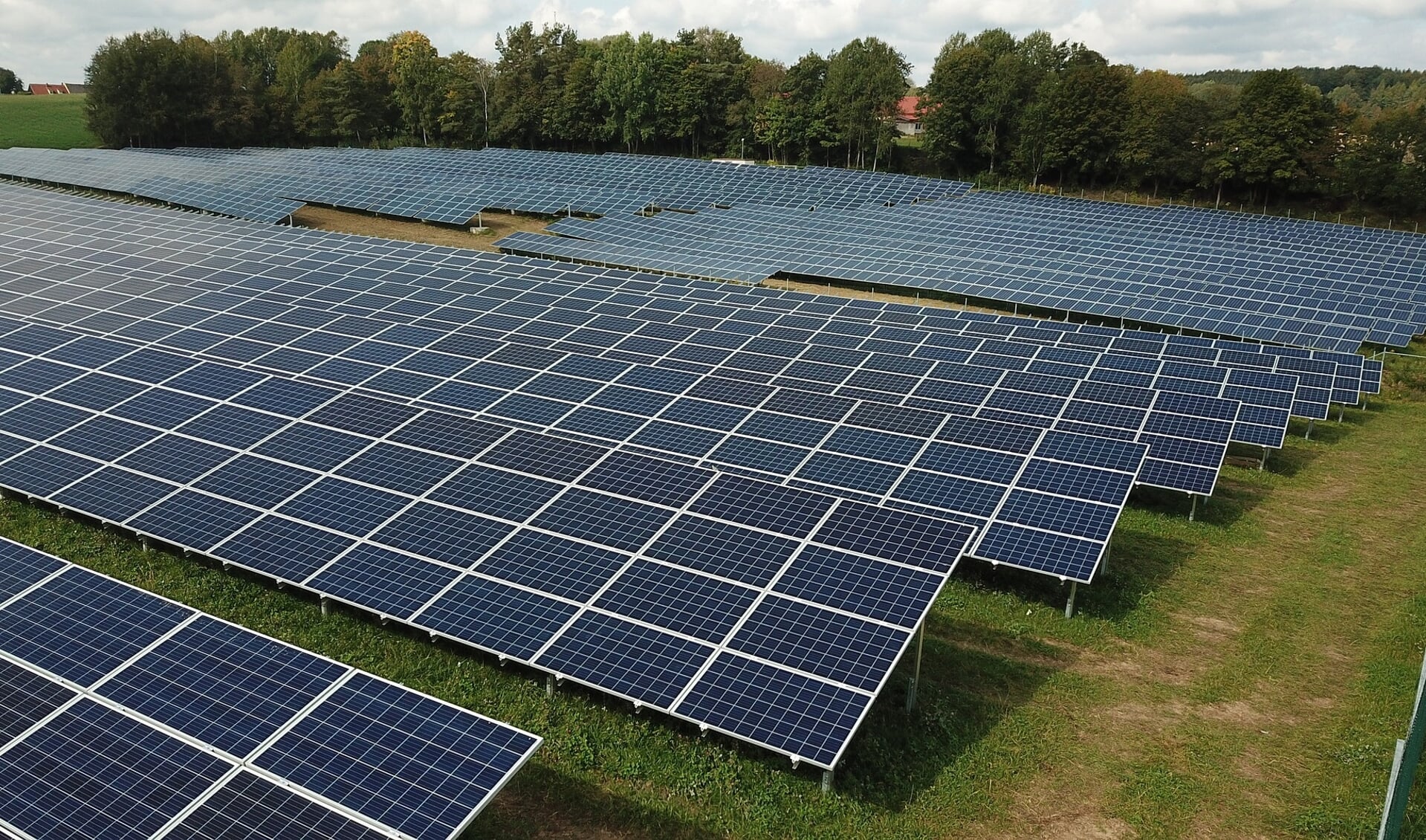 Een aanzienlijk deel van het zonnepark wordt als openbaar park ingericht, zodat iedereen daar gebruik van kan maken.