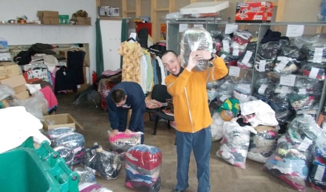 COEN kon vorig jaar twee keer kleding naar Roemenië brengen.