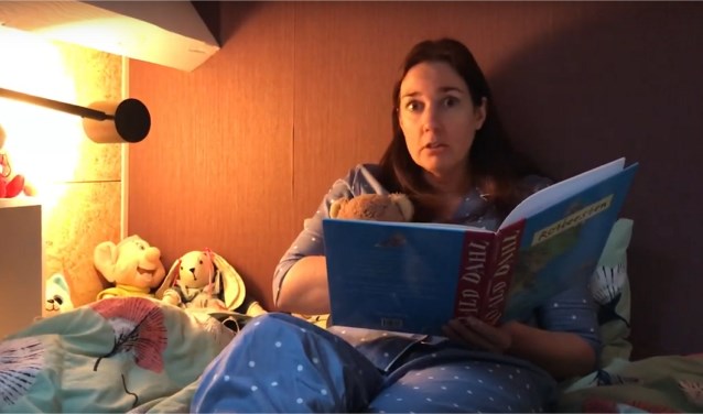 Juf Anneke leest voor