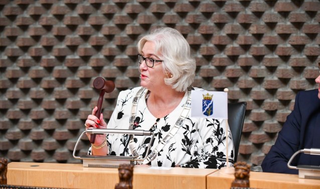Zo zien we burgemeester Schuurmans voorlopig niet meer, ze werkt vooral thuis.