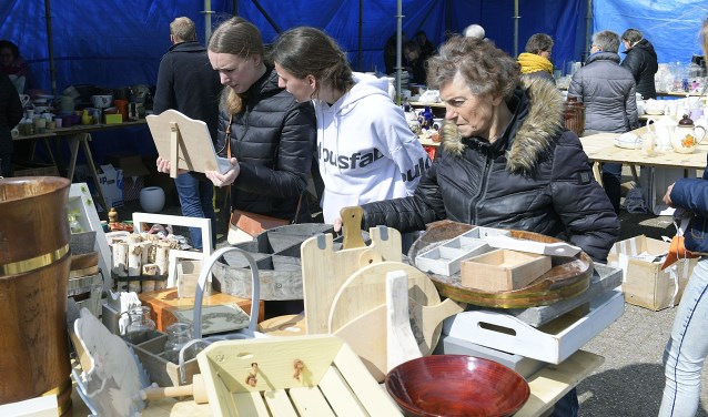 Rommelmarkt De Parel in 2019.