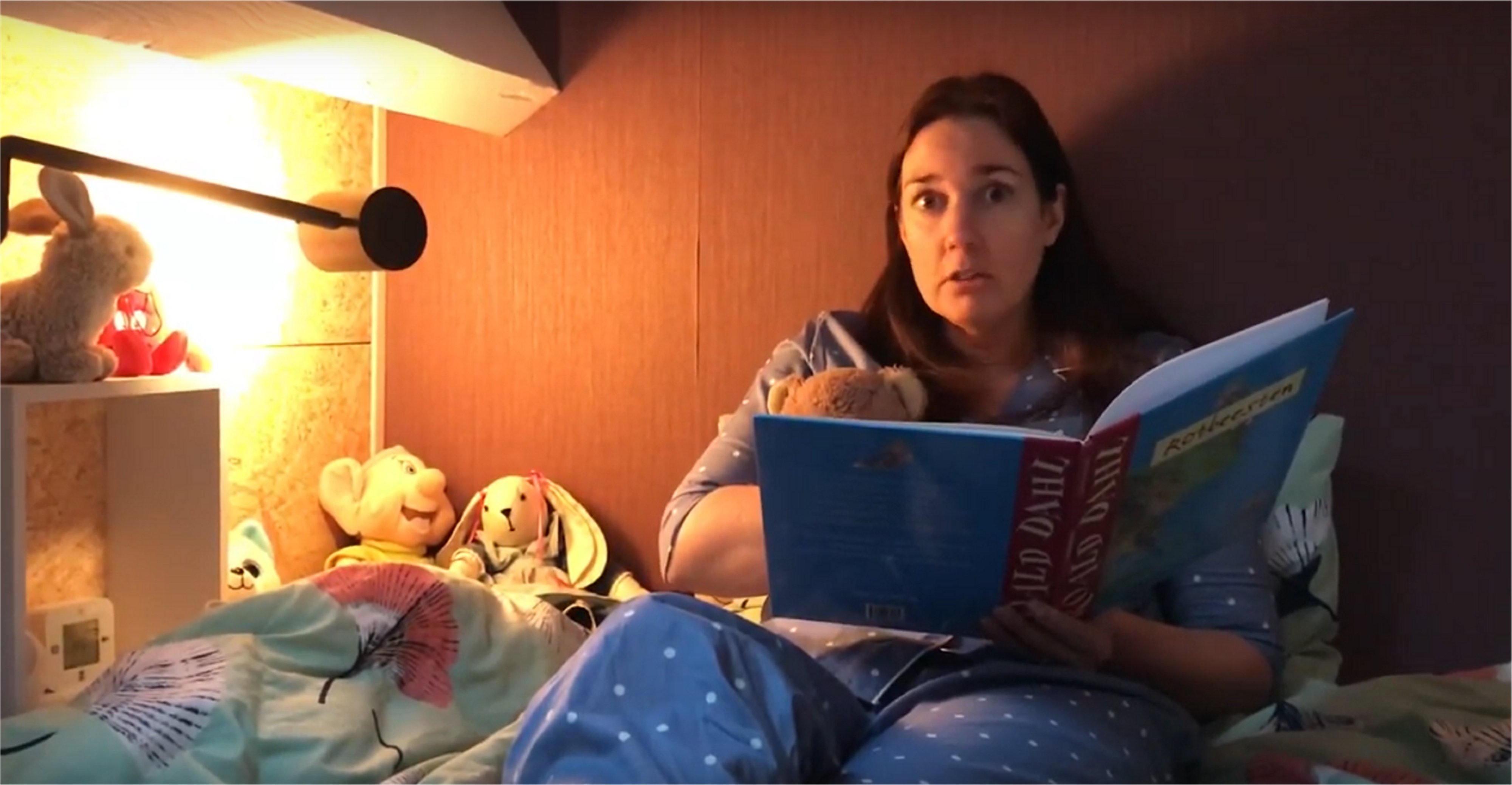 Juf Anneke leest voor
