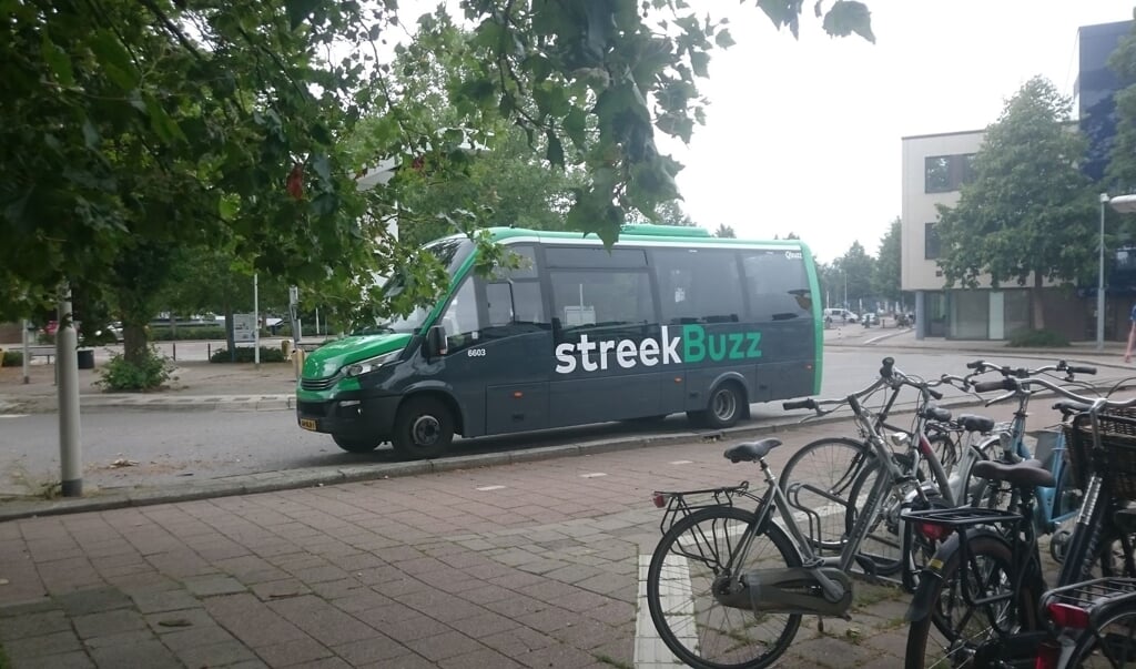 QBuzz gebruikt diverse soorten bussen om de dienstregeling te rijden. Deze bus werd ingezet nadat een elektrische dienst in Gorinchem weigerde.
