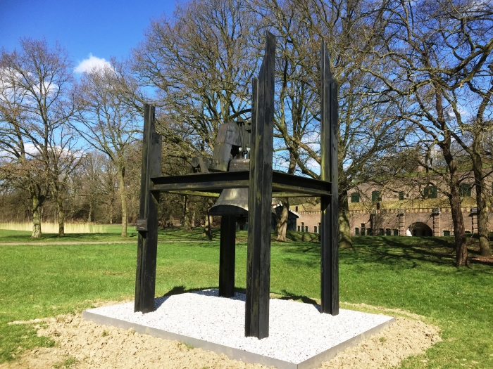 Klok op nieuw fundament