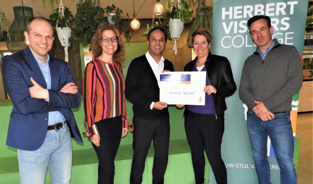 Dirk van der Meulen, Esther Kroon, Matyeta Hukom, Nynke Bosma en Joost van der Meij
