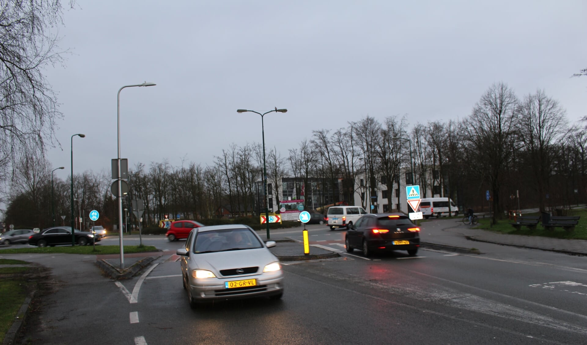 Verkeersdruk bij kruising Nico Bergsteijnweg is 's morgens hoog hoog