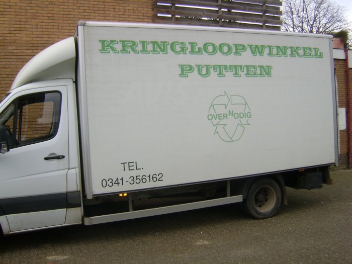 Over/nodig ophaal en bezorg bus