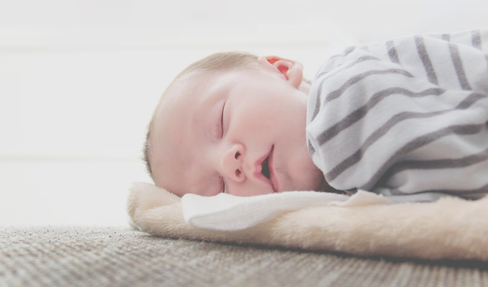 slapende baby portret