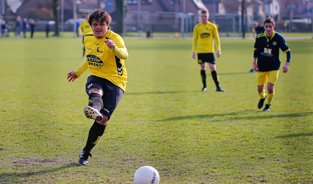 Penalty 2-0