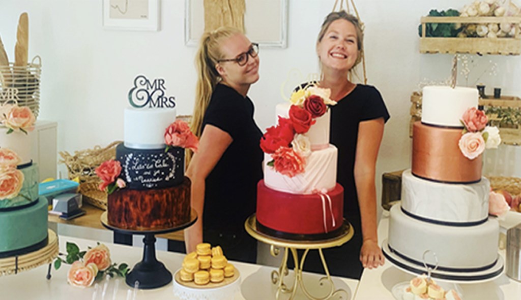 Normaal gesproken maken Nathalie Nota (32) en Aurelia Spaaij (28) van We Love Cakes voornamelijk bruidstaarten.