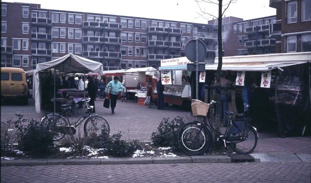 De geschiedenis van de markt in Hardinxveld-Giessendam gaat terug tot begin jaren '60.