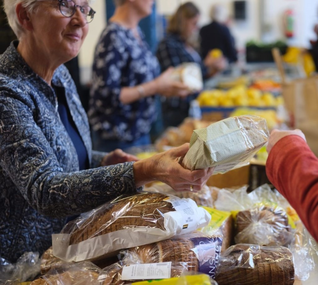 De eerste week van de landelijke quarantaine moest de voedselbank zelf eten inkopen. 'Dan ben je snel door je financiële buffers heen.'