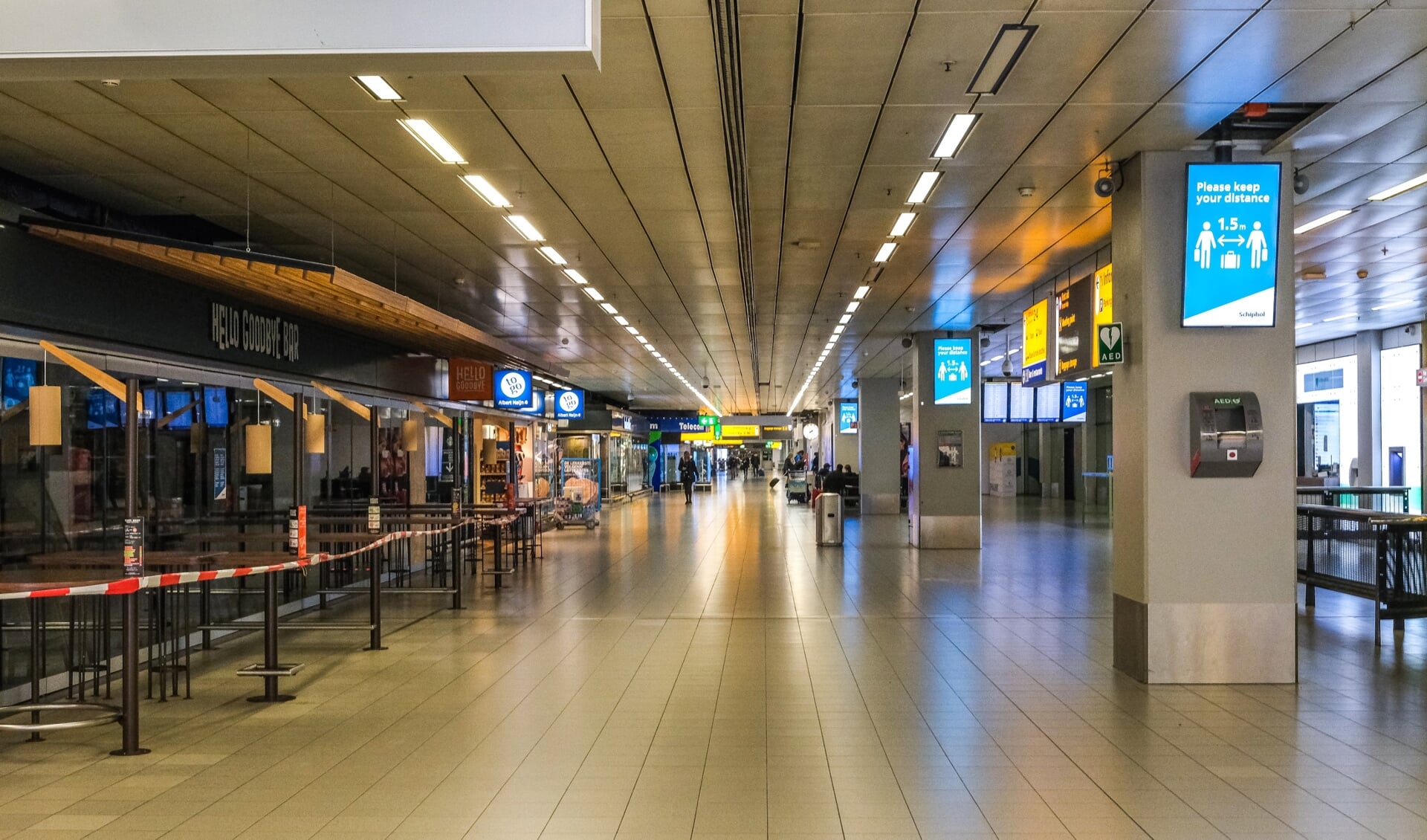 Schiphol Airport 'Ghost Town' tijdens de Corona virus