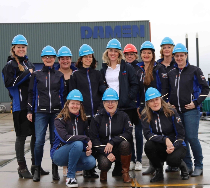 De dames van Damen Dredging Equipment staan stil bij Internationale Vrouwendag
