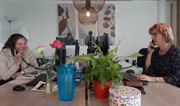 vanHouten&co houdt contact